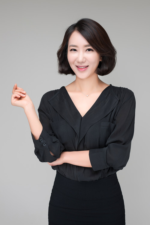 红桥千佼填 国际高级纹绣师